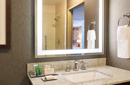 El Conquistador Hotel | 2 Connecting Suites at a 4⭐️ Hotel