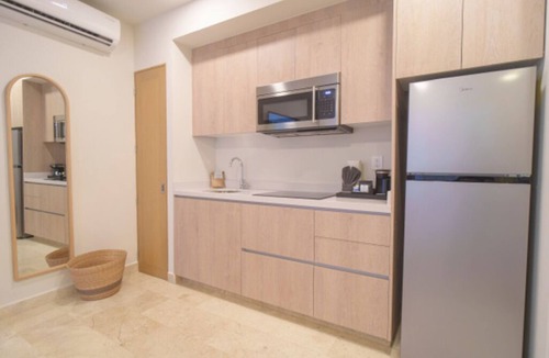 Downtown Hotel | 2 Elegant Suites Near Quinta Avenida & Playa del Carmen Beach | Rooftop Pool
