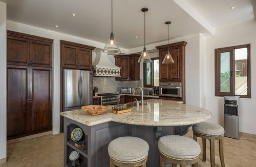 Buzzards Villa | 2 FREE NIGHTS IN CABO at Casa Cielo!