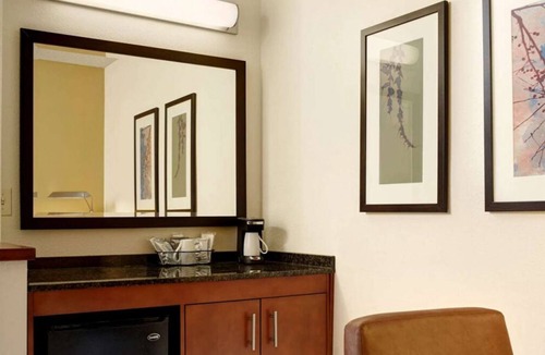 Tucson House | 2 Home-like Suites Near Julian Wash Archaeological Park! Pets Allowed, Parking!