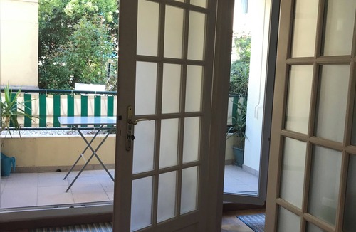 Jean-Medecin Apartment | 2 rooms in the golden square, 100 m from the beach on a pedestrian street