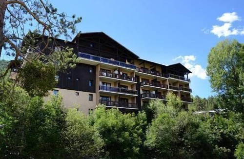 Briancon Apartment | 200m from resort center, balcony, tv, ski locker, 82m², Serre Chevalier