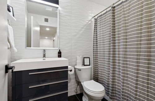 Pointe Scottsdale House | 25% off! Home with POOL minutes from Old Town