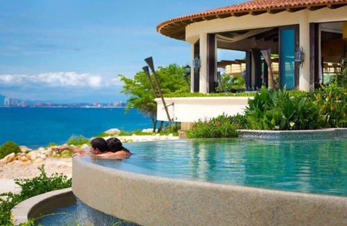 Downtown Cancun Condo | 2BD Del Palmar: Cancun, Luxury Resort