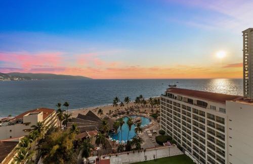 South Hotel Zone Apartment | 2BDR Ocean View Condo in Condomar Puerto Vallarta