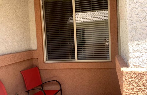 Mesquite Condo | 2BR/2FB Ground Floor - No Stairs w/2 Car Garage