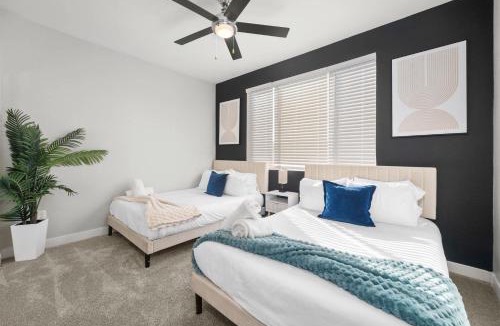 McDowell Mountain Apartments Apartment | 2BR Getaway near Thompson Peak with Pool & Parking