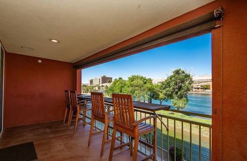 Bullhead City Condo | 3 Bdr Riverfront Casino View Pool Spa Beach Private boat launch, BBQ's 1J
