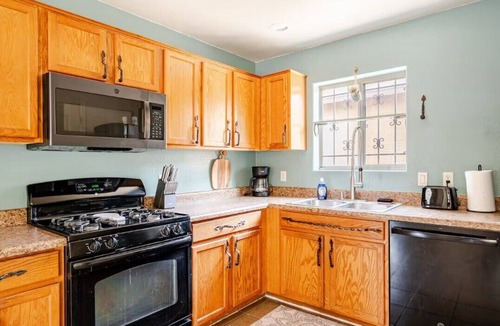 Tucson House | 3-bedroom house in fabulous Tucson with cool AC for relaxing stay
