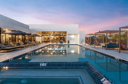 North Mountain House | 3-bedroom townhome in adorable Phoenix with cool AC and gym access