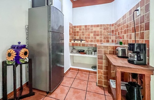 Centro - Supmza 001 Apartment | 3 Cozy Beachfront Studios w/Kitchens