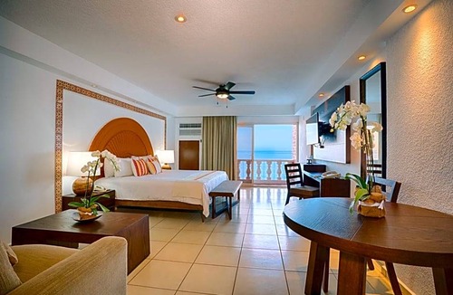 South Shore Hotel Area Hotel | 3-Star Hotel ∙ Costa Sur Resort & Spa