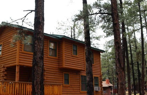 Williams Cabin | 3Bdrm+Cabin+Firepit+Deck+BBQ