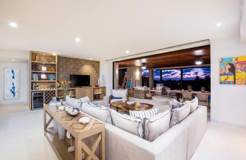 Tapachula House | 3bed Condo- Private Pool Golf Cart Ocean View HK
