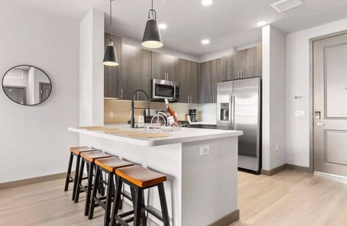 Roosevelt Apartment | 3BR Apt in CozySuites Phoenix w/Pool & Parking