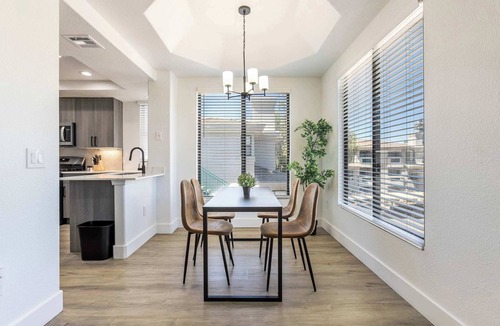 Desert Paradise Estates Apartment | 3BR CozySuites at Kierland Commons with pool #14
