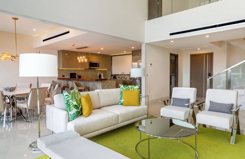 Puerto Juarez Resort | 3BR Penthouse Loft, Rooftop Ocean View Terrace, Save 45% vs Garza Blanca Direct