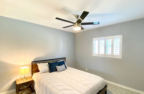 Pointe Scottsdale House | 4 Bedrooms Farm house in center of Old town with pool and spa