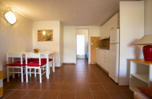 Ghisonaccia Apartment | 4-room apartment 100 meters from the sandy beach. Air conditioning