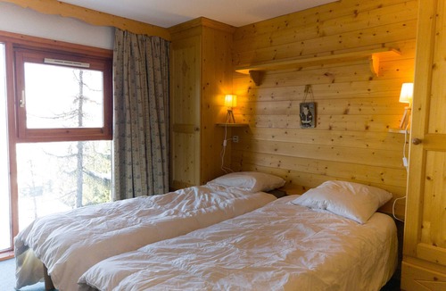 Arc-1800 Apartment | 4-room duplex, sleeps 8, ski-in/ski-out at Arcs 1800