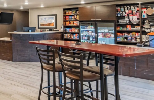 Tucson House | 4 Rooms for Your Group – Perfect Location in Tucson
