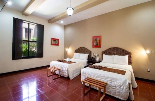 Centro Hotel | 4 Units Double Beds | Pool | Centro Mérida Near Parque Santa Lucia