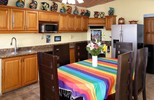 North End House | 4BR, 5BA, Sunset Ocean Views, Heated infinity Pool, Great Wi-Fi, Private Villa