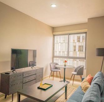 Ampliacion Granada House | 4C- Apartment W pool, gym, high speed WiFi 1BR