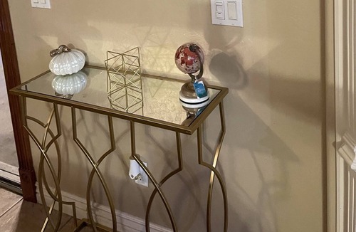 Laveen Village Bed & Breakfast | 5 Bdrm luxury house with a nice pool and so much more.