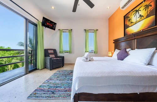 Isla Mujeres Villa | 5 BR w/heated pool in Punta Sur