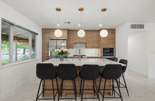 Scottsdale Estates Six House | 5 Min Old Town, Free Heated Pool, Luxury&Comfort. Paradise Awaits!