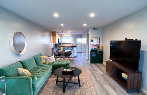 Arts District Condo | 5 Minute Walk to Old Town - Modern Retro Retreat