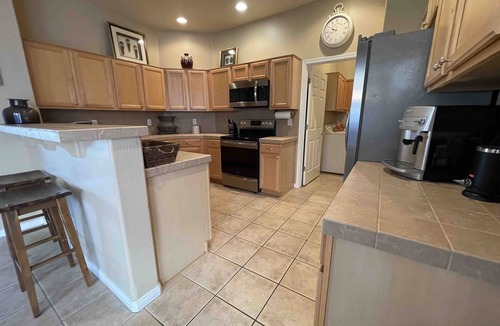 Talon Retreat Condo | 5 minutes to TPC GolfCourse! Family-sized condo in gated community