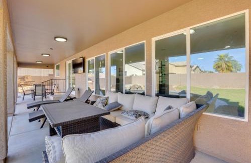 Manistee Ranch HOA House | 7 Mi to State Farm Stadium: Family Home w/Pool