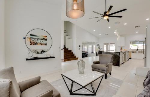 Manistee Ranch HOA House | 7 Mi to State Farm Stadium: Family Home w/Pool