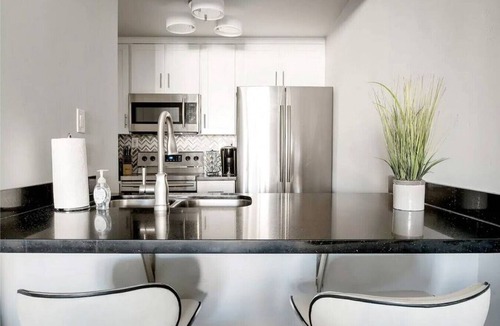 South Scottsdale Condo | 7625 Camelback A334 · Resort Retreat for Up to 7 HeatedPool*Gym*Spa*Wifi