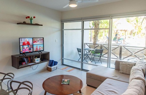 Merida Apartment | 78796 Cozy unit by the Pool, Fiber Optic, 70m to Ocean