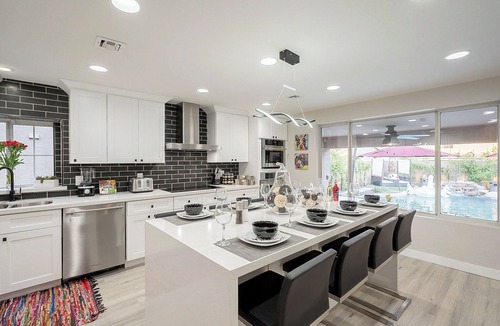 New River Ranch House | 7BR/4BATH Paradise PV w/HEATED Pool, Hot Tub, Billiards, Arcade Room,& Golf