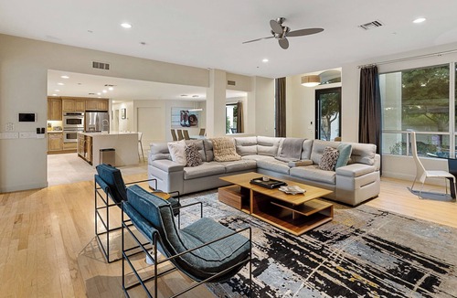 Central Scottsdale House | 7BR Scottsdale Estate w/Pickleball, Basketball, Pool, Spa and Putting Green