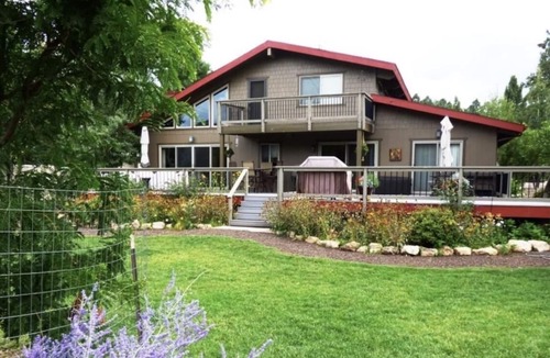 Flagstaff Cabin | A Mountain Lodge Experience in the Pines and Aspens of Flagstaff!n