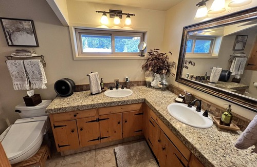 Flagstaff Cabin | A Mountain Lodge Experience in the Pines and Aspens of Flagstaff!n