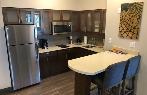 Irvine Business Complex Apartment | Accessible 2BR | Roll-In Shower, Breakfast + Pool