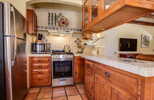Cortaro House | Adobe Home w/Mt Views -Hacienda Del Cholla