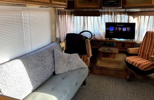 Tucson House | Affordable Cozy Motor Home Lodging ! Sommer Special $849 Month $250 Week