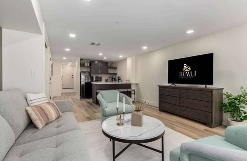 South Scottsdale Condo | Agave Suite|Biz Center|Walk 2 Everything