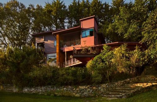 Valle de Bravo Ski Chalet | AH0 Art Villa