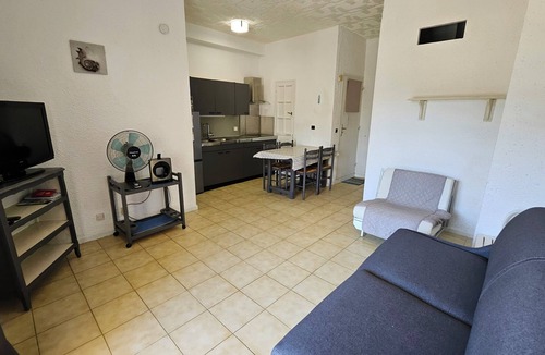 Marine de Saint Ambroggio Apartment | Air-conditioned Studio 100M from the beach between Calvi and Ile Rousse, Free Parking