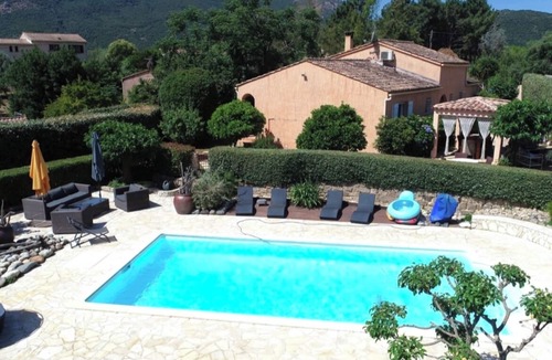 Appietto Villa | Air-conditioned villa with private pool and jacuzzi, in a quiet location close to beaches.