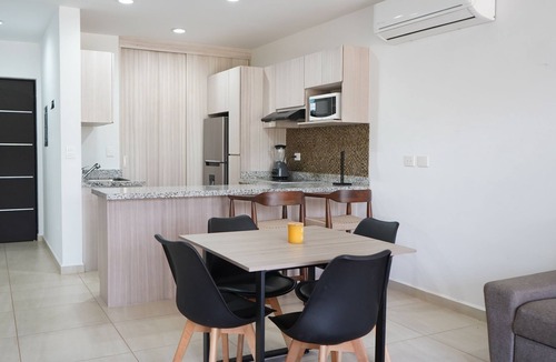 Cerritos Apartment | Almarena