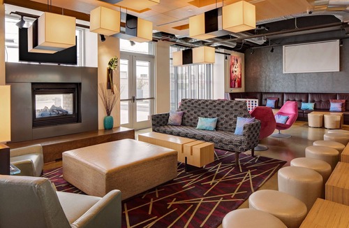 Tucson Hotel | Aloft by Marriott Tucson University